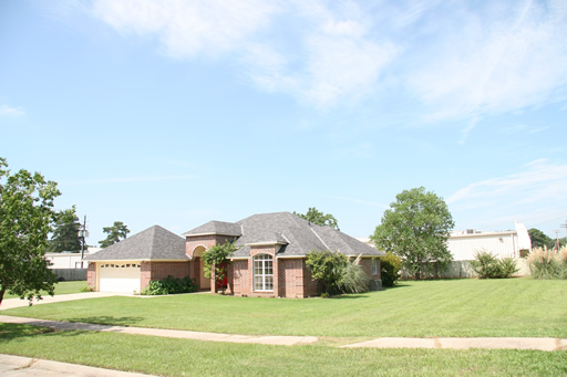 Shreveport Real Estate - 8104 Wild Briar